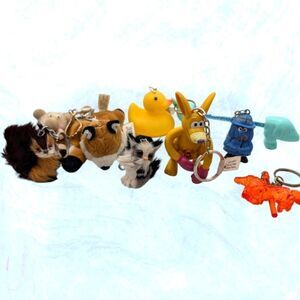 Vintage lot of animal keychains horse kangaroo squirrel‎ duck dog cat kitschy